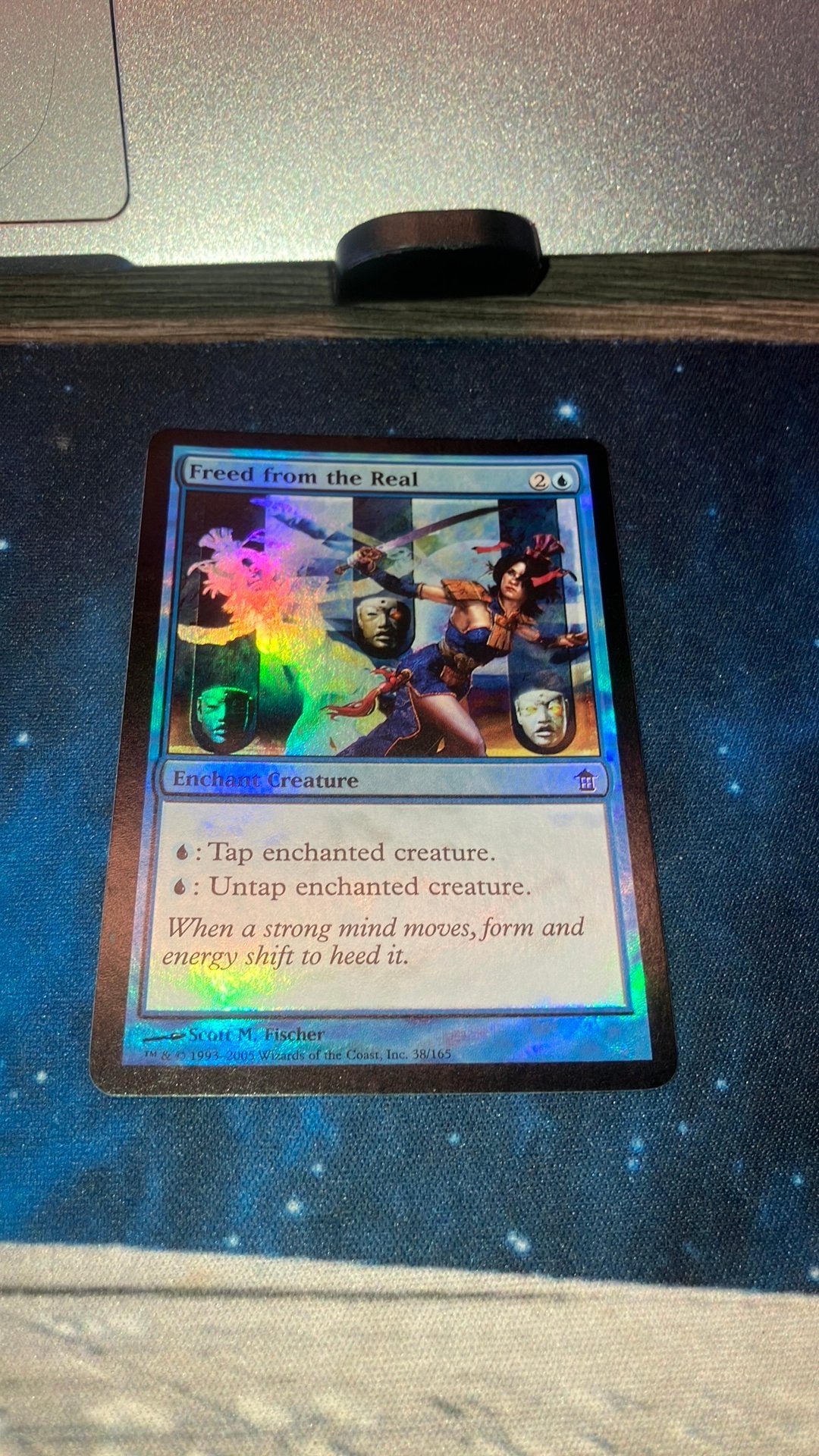 Foil Freed from the Real, Hobby en Vrije tijd, Verzamelkaartspellen | Magic the Gathering, Ophalen of Verzenden, Zo goed als nieuw