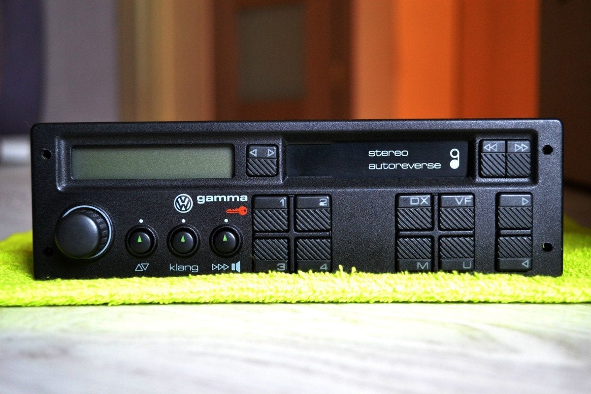 Gezocht. VW gamma en beta radio., Auto diversen, Ophalen of Verzenden