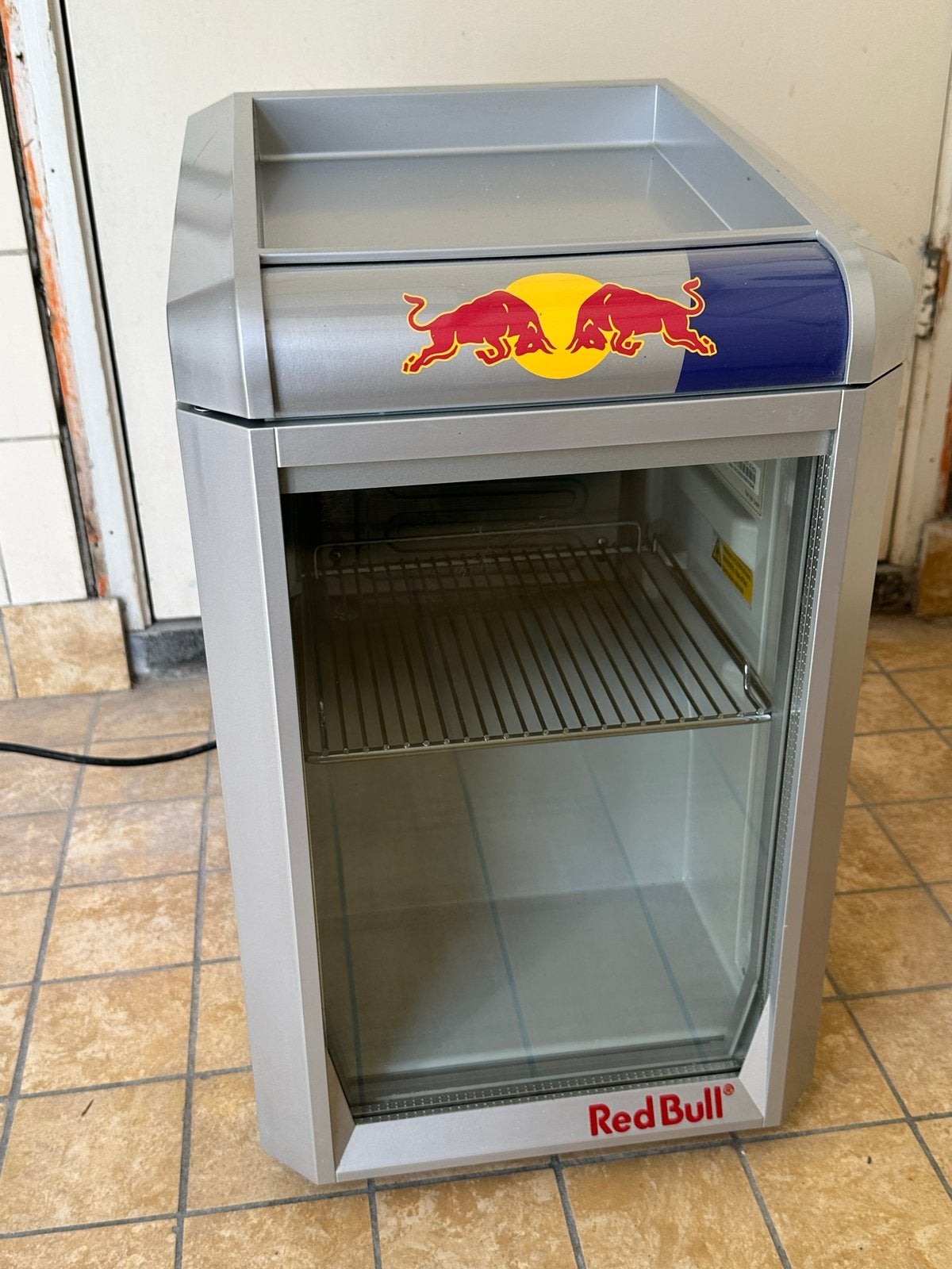 Red Bull Mini Koelkast - Baby GDC Hotcry ECO LED, Ophalen, Zonder vriesvak, Minder dan 45 cm, Minder dan 85 cm