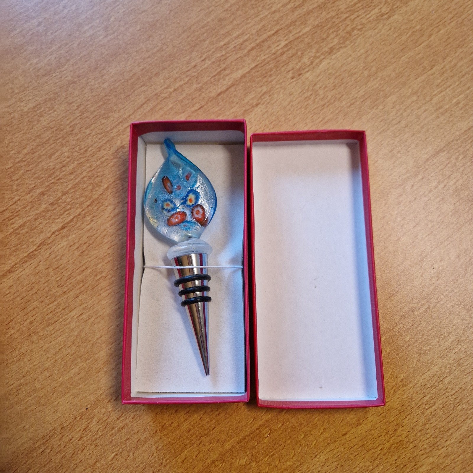 Decoratieve Wijnstopper met Glazen Top van murano glas, Meerkleurig, Nieuw, Ophalen of Verzenden, Modern