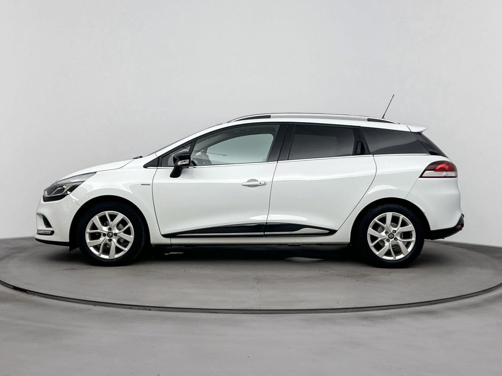 Renault Clio Estate 0.9 TCe Limited 90PK | Trekhaak | Naviga, Auto's, 898 cc, Gebruikt, Euro 6, 580 kg