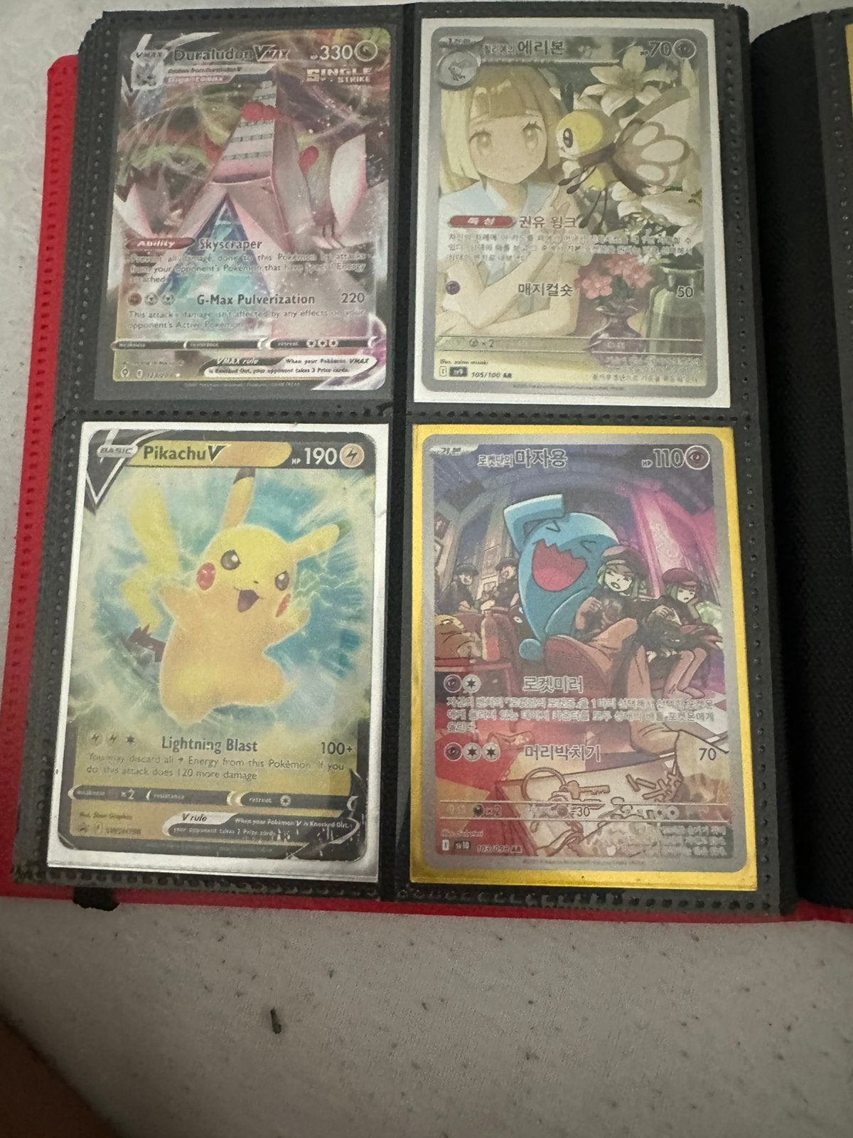 De andere stuk van mijn pokemon binder met toploaders enzo, Ophalen of Verzenden, Zo goed als nieuw
