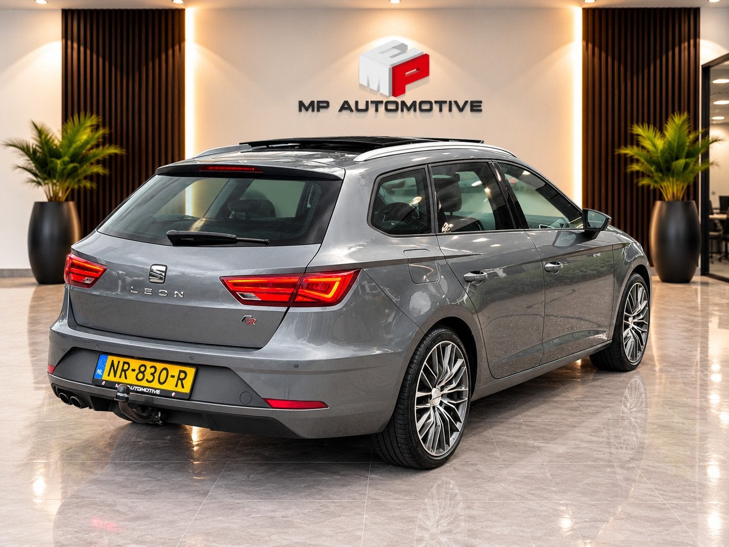 SEAT León