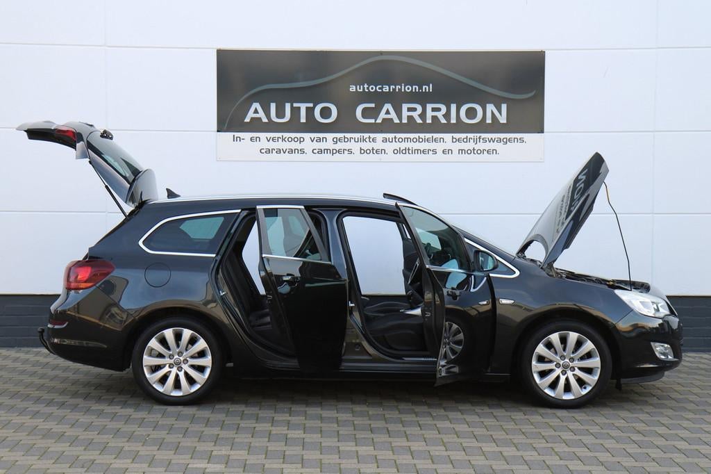Opel Astra Sports Tourer 1.4 Turbo Cosmo Navi Trekhaak NAP !, Voorwielaandrijving, Euro 5, Stof, Gebruikt