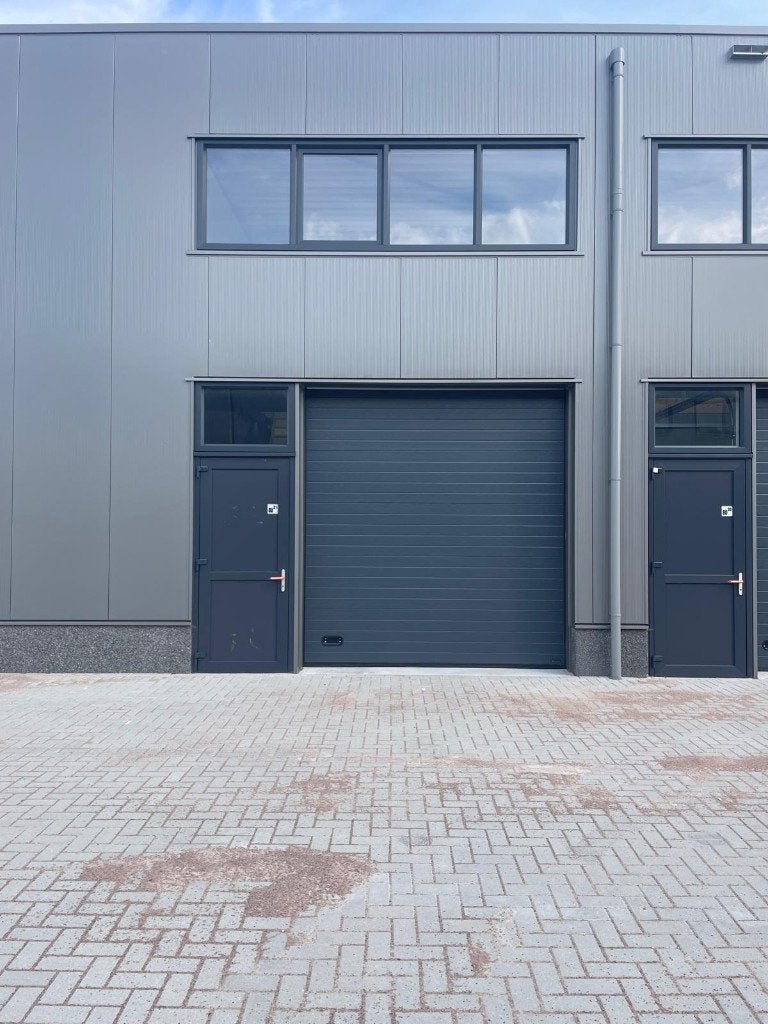 Multifunctionele bedrijfsunit te huur  80 m²  Biddinghuizen, 80 m², Huur, Bedrijfsruimte