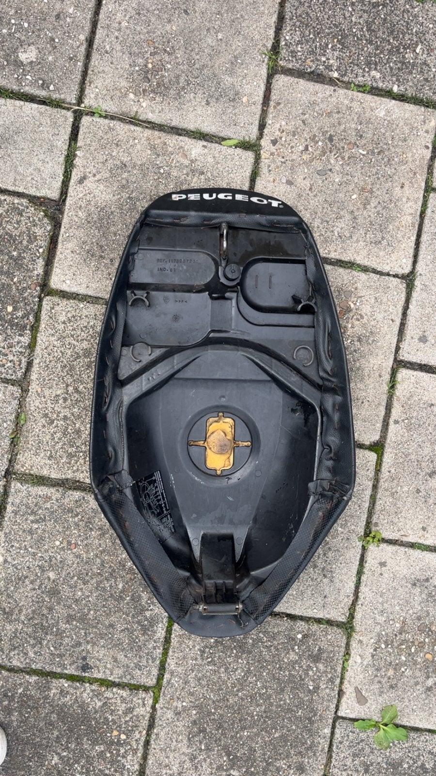 Zadel Peugeot Vivacity Buddy - Gebruikt, Ophalen, Gebruikt, Zadel