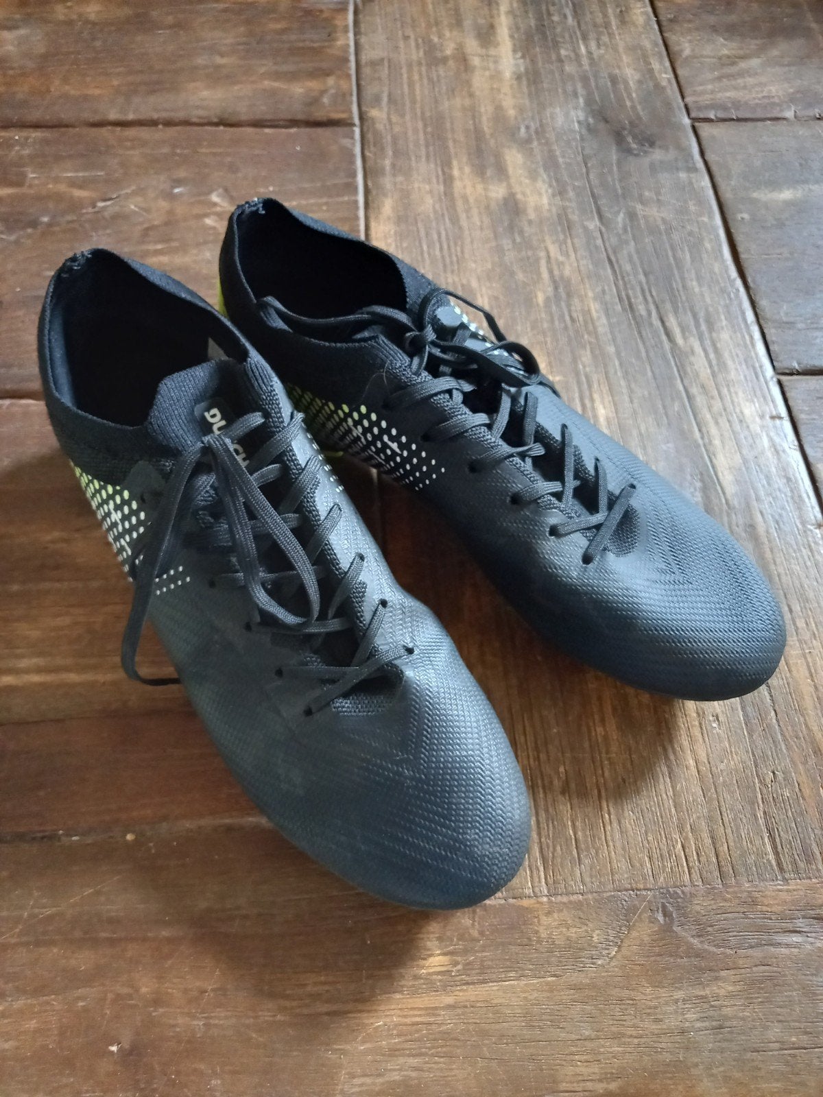Dutchy voetbalschoenen - Maat 39, Maat XS of kleiner, Schoenen, Ophalen of Verzenden, Zo goed als nieuw