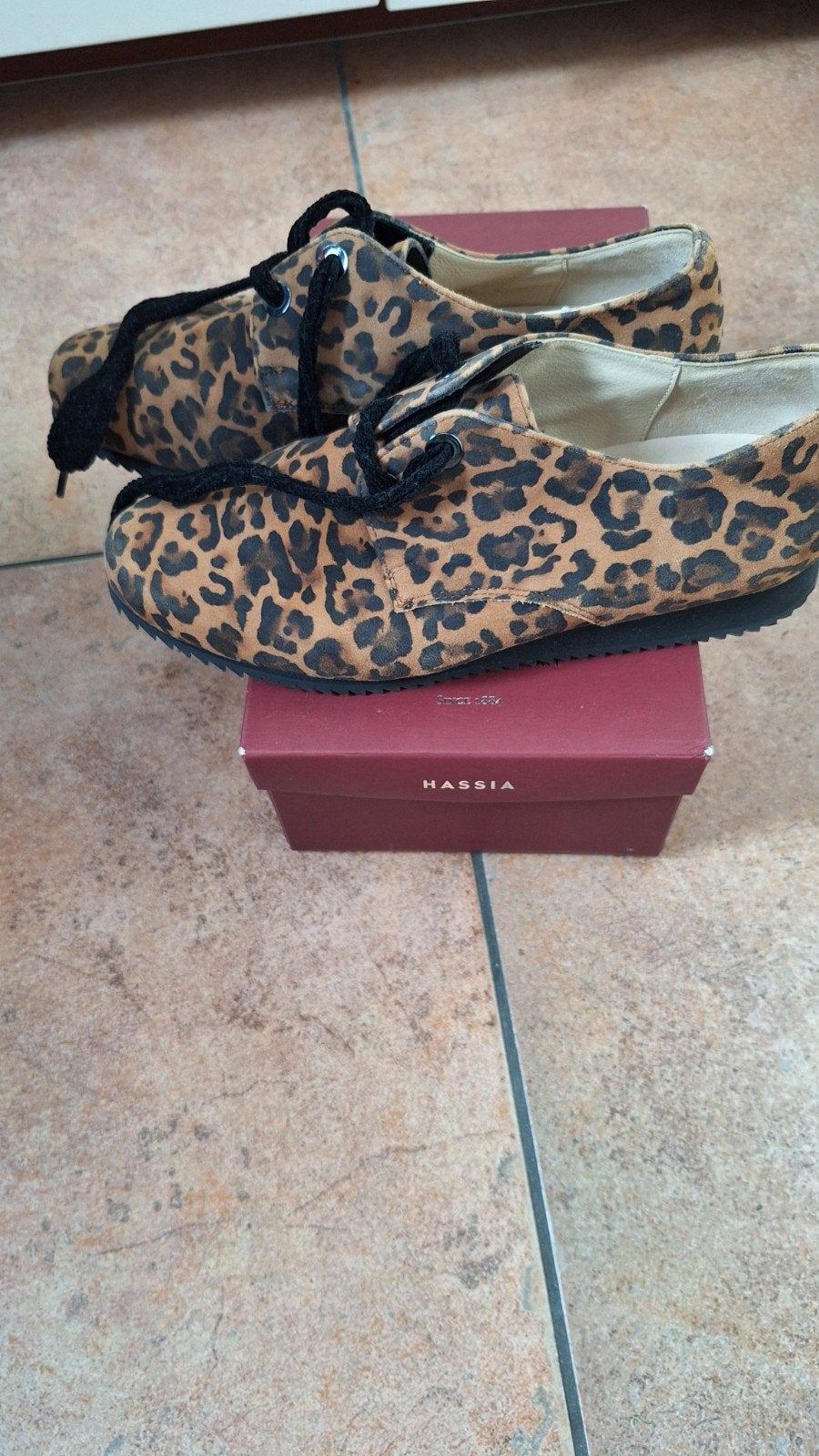 hassia schoenen  5.5, Ophalen of Verzenden, Zo goed als nieuw, Sneakers of Gympen
