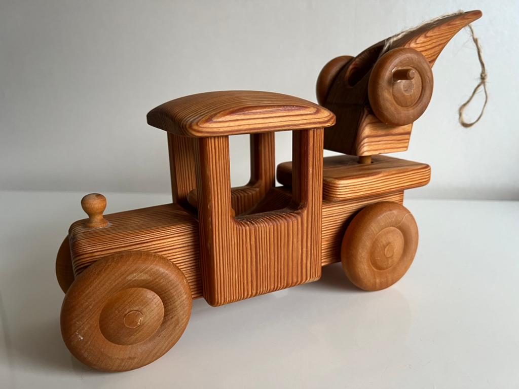 Zweeds Debresk Houten Kraanwagen Kinderspeelgoed, Kinderen en Baby's, Speelgoed | Houten speelgoed, Ophalen of Verzenden, Zo goed als nieuw