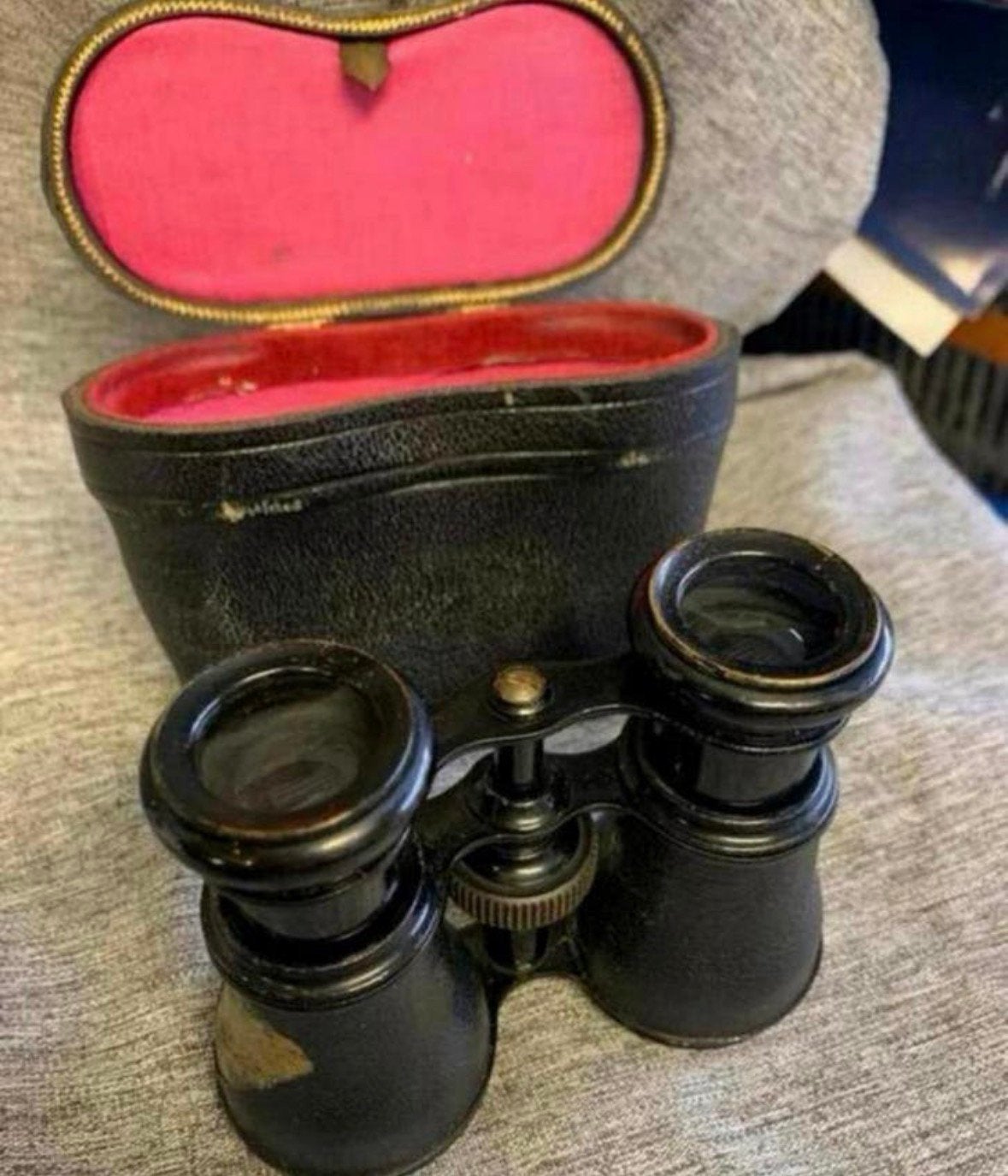 Antieke verrekijker /Toneel kijker met antiek foedraal, Audio, Tv en Foto, Optische apparatuur | Verrekijkers, Ophalen of Verzenden
