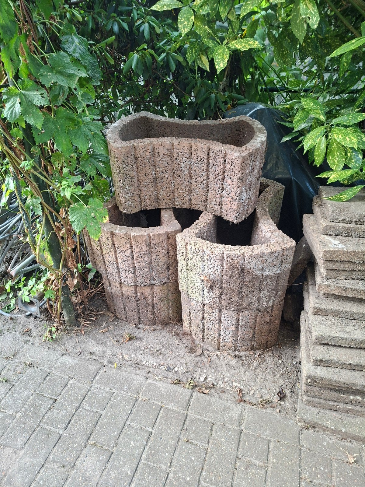 5 betonnen bloembakken, Ophalen, Gebruikt, Rond, 60 tot 100 cm