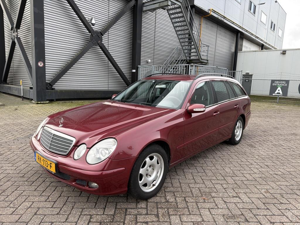 Mercedes-Benz E-Klasse Combi 220 CDI Classic (bj 2005), Auto's, Achterwielaandrijving, Gebruikt, 150 pk, Electronic Stability Program (ESP)