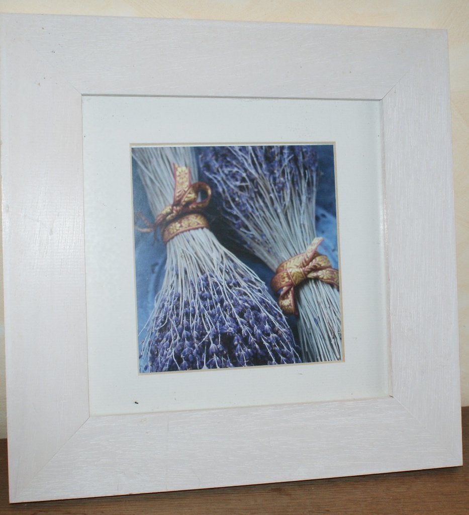 2 foto's van lavendel, beglazen houten lijsten *ALS NIEUW*, Audio, Tv en Foto, Fotografie | Fotolijsten, Hangend, Standaard fotolijst