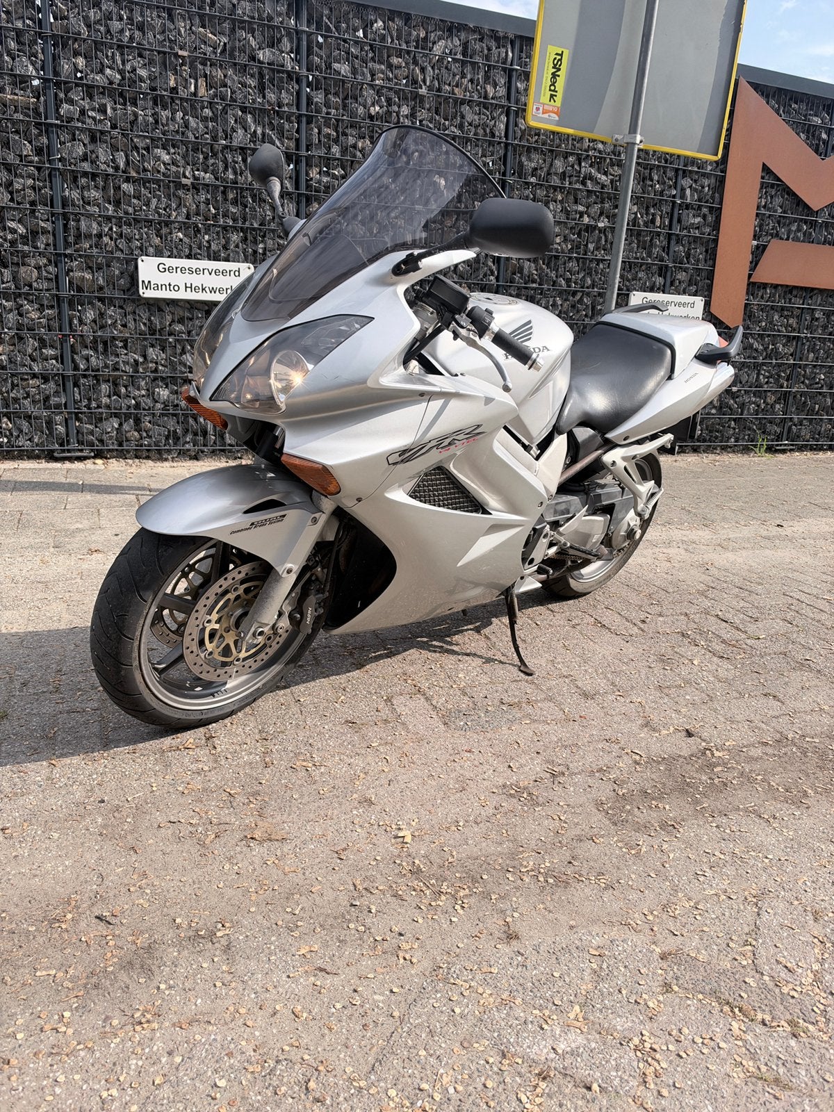 Honda VFR 800 V-tec - BJ 2004 - kmstnd 30.391, 4 cilinders, Motorrijbewijs A, Meer dan 35 kW, ABS