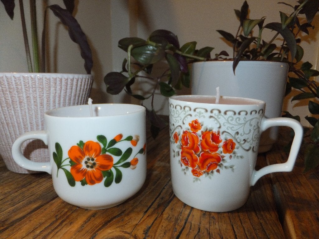 met verzenden set vintage kopjes, kaarsen leuke bloemetjes, Verzenden