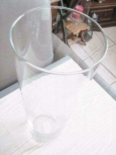 Glazen vaas (2x) hoogte 40cm  taps 15cmnaar10,5cm, Transparant, Nieuw, Ophalen of Verzenden, Glas