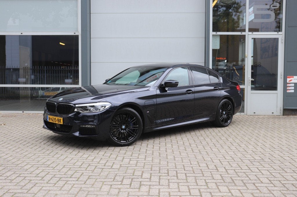 Bmw 5-SERIE 530e iPerformance eDrive Edition 252PK/ M-Pakket, Automaat, 1998 cc, Achterwielaandrijving, Gebruikt