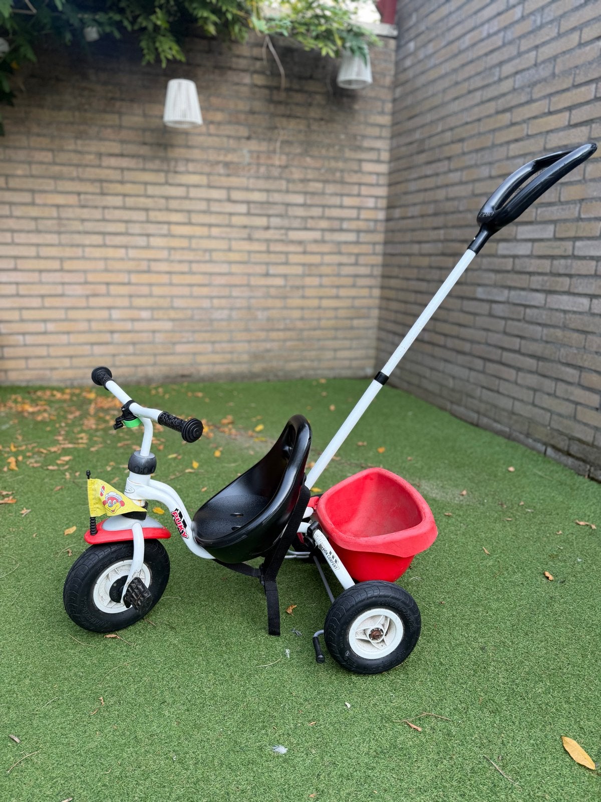 Puky kinderfiets - driewieler met duwstang, Fietsen en Brommers, Ophalen of Verzenden, Gebruikt, Minder dan 16 inch