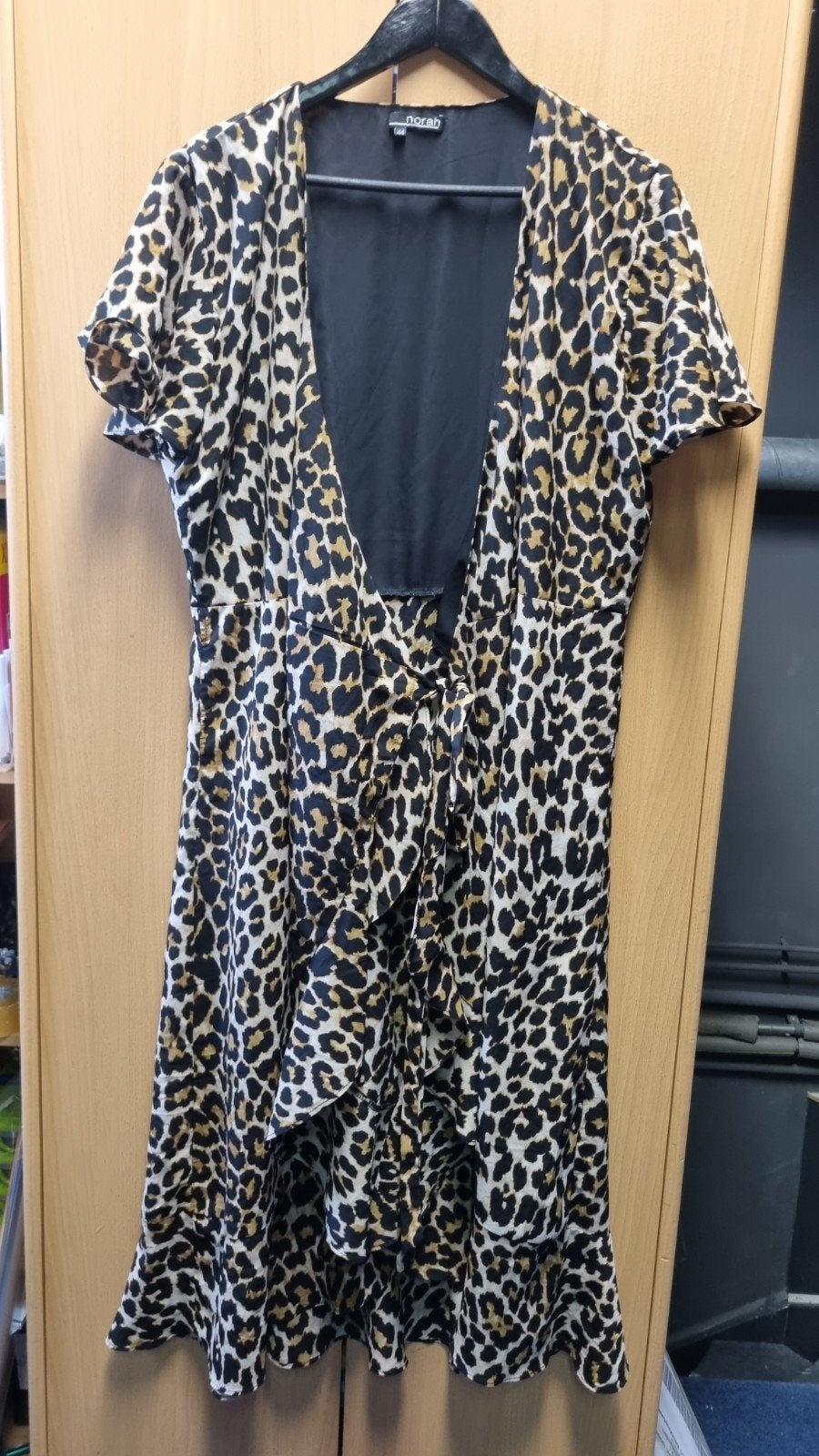 Norah wikkeljurk met tijgerprint - Maat 44, Meerkleurig, Maat 46/48 (XL) of groter, Ophalen of Verzenden, Norah