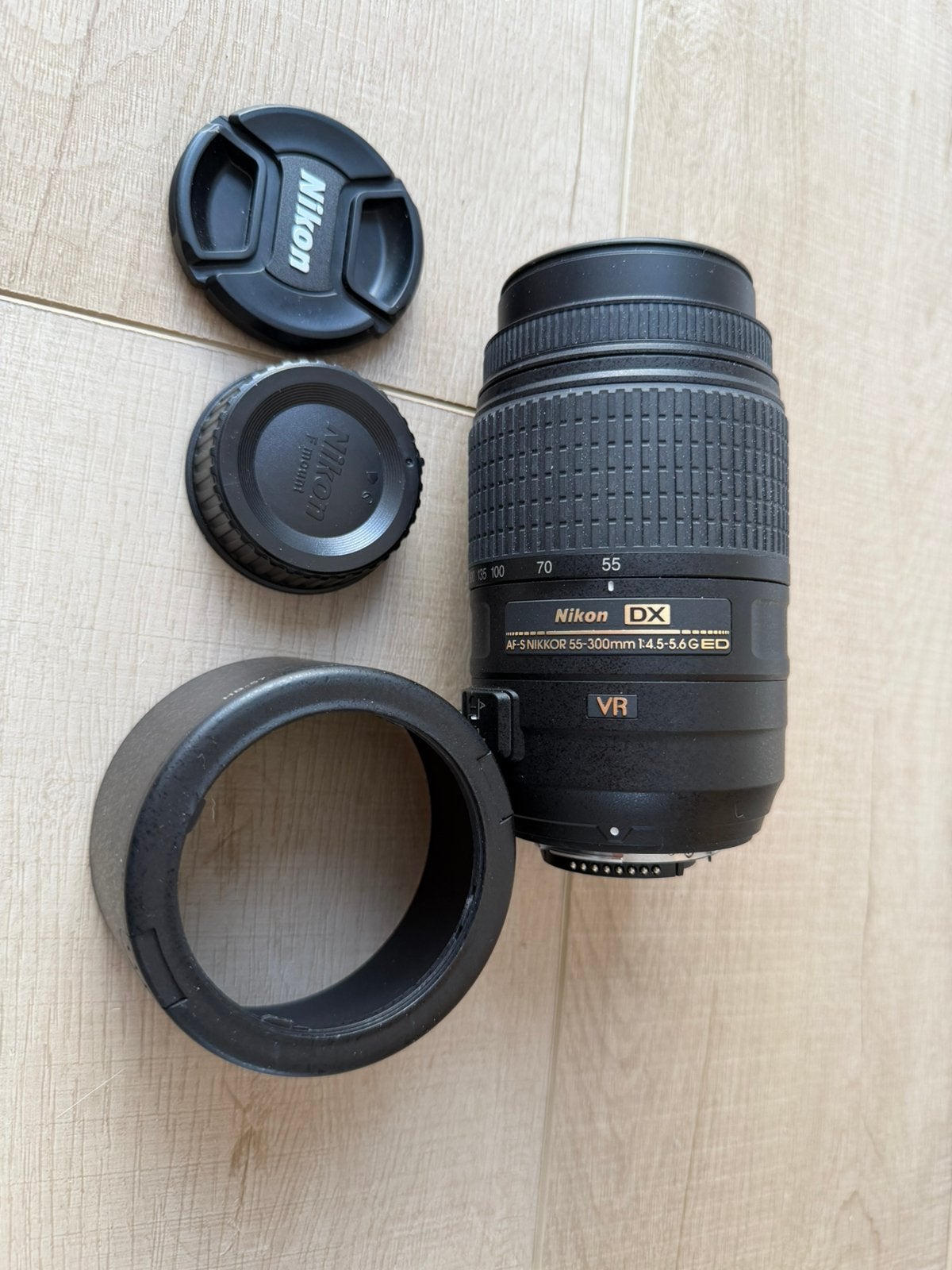 Nikon 55-300mm VR telelens, Ophalen of Verzenden, Zo goed als nieuw, Telelens, Zoom