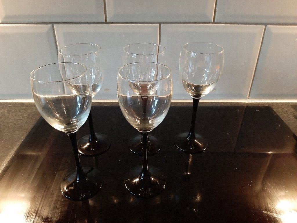 Vintage 5 Luminarc wijnglazen, Glas of Glazen, Ophalen of Verzenden, Overige stijlen, Glas
