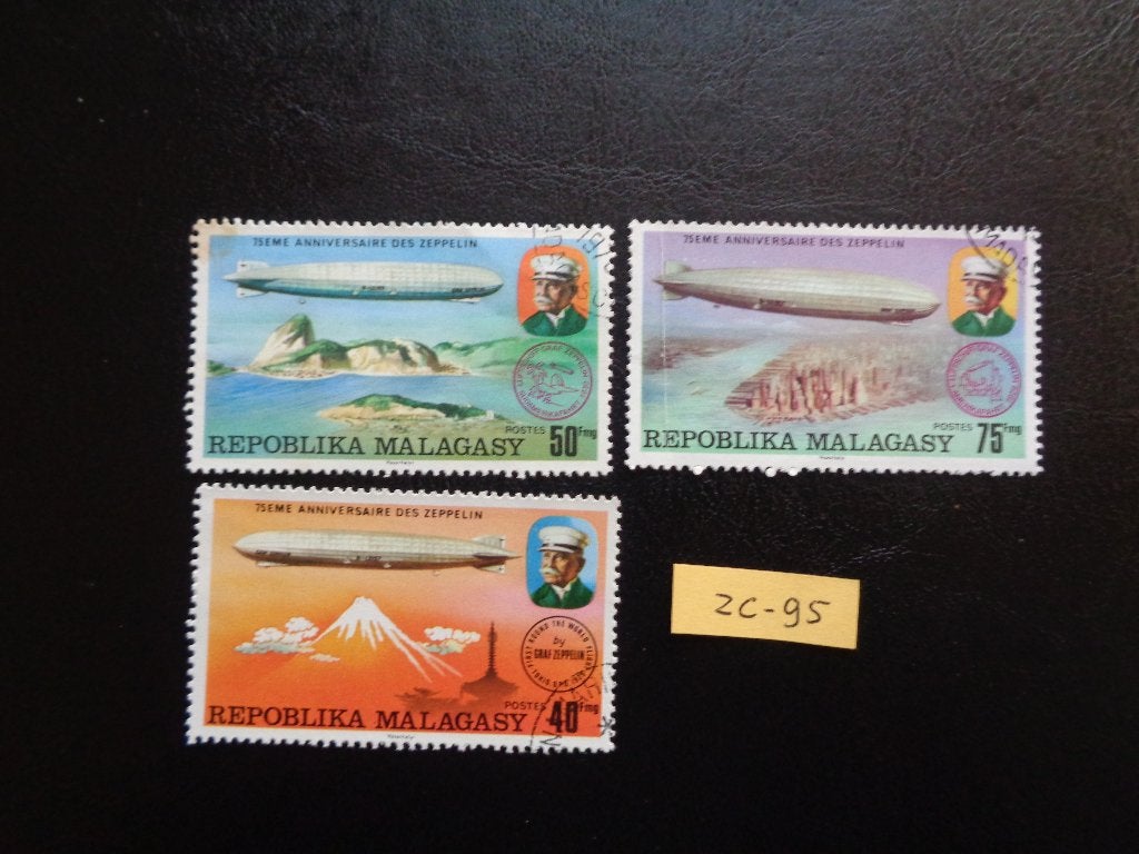 madagascar - 75 jaar zeppelins 1976 (zc-95), Ophalen of Verzenden, Overige landen, Gestempeld