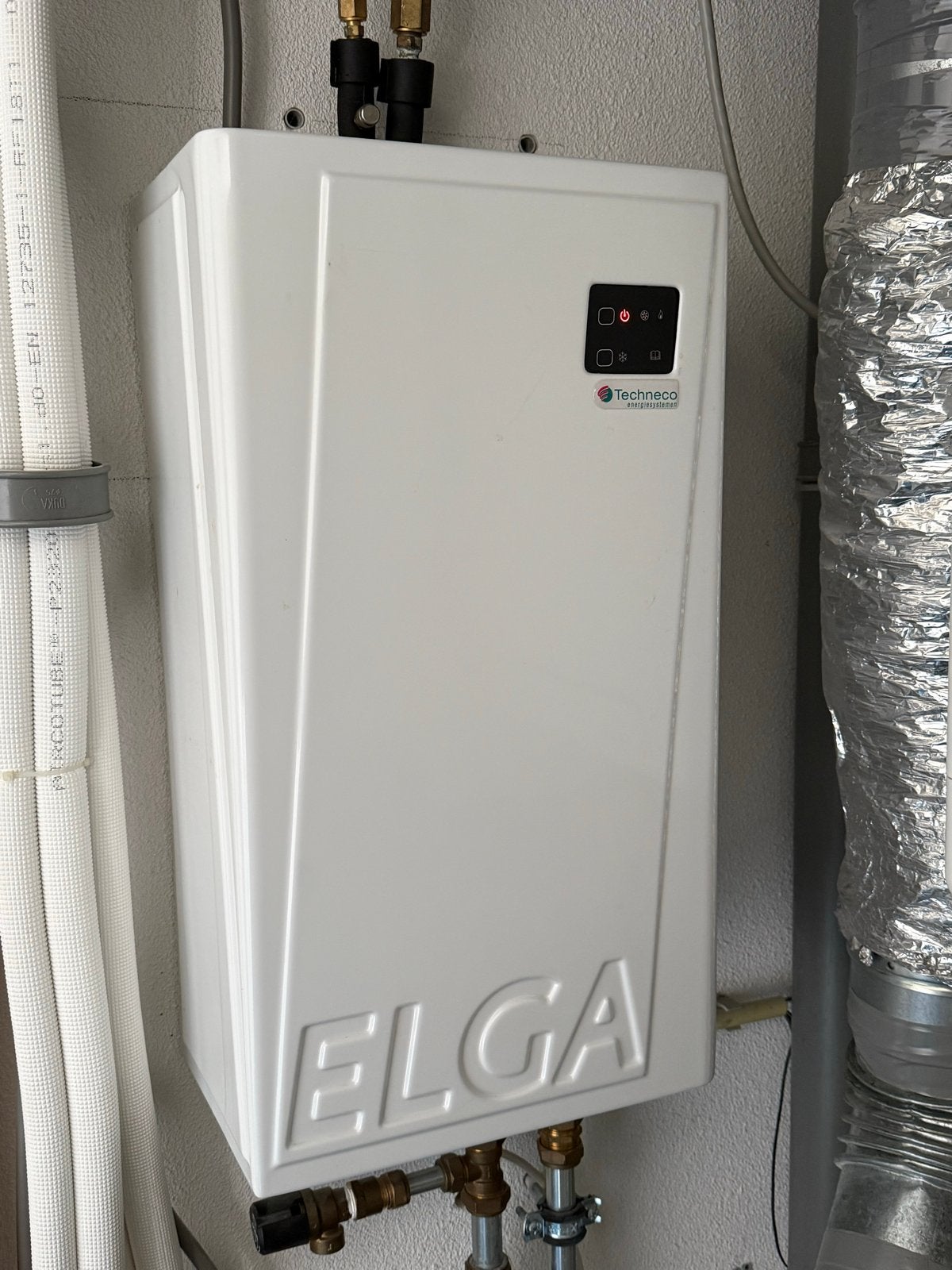 Techneco Elga Ace warmtepomp 4kW (2018) met buffervat, Ophalen, Overige typen, Zo goed als nieuw, 60 tot 150 cm