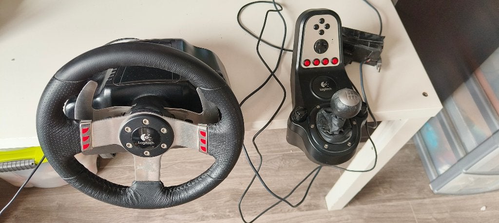 Logitech G27 racestuur met losse shifter, Computers en Software, Joysticks, Gebruikt, Ophalen