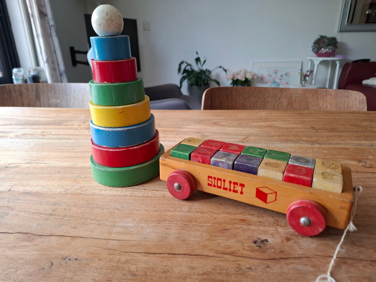 Vintage houten stapeltoren en trekkar met blokken, Ophalen, Gebruikt