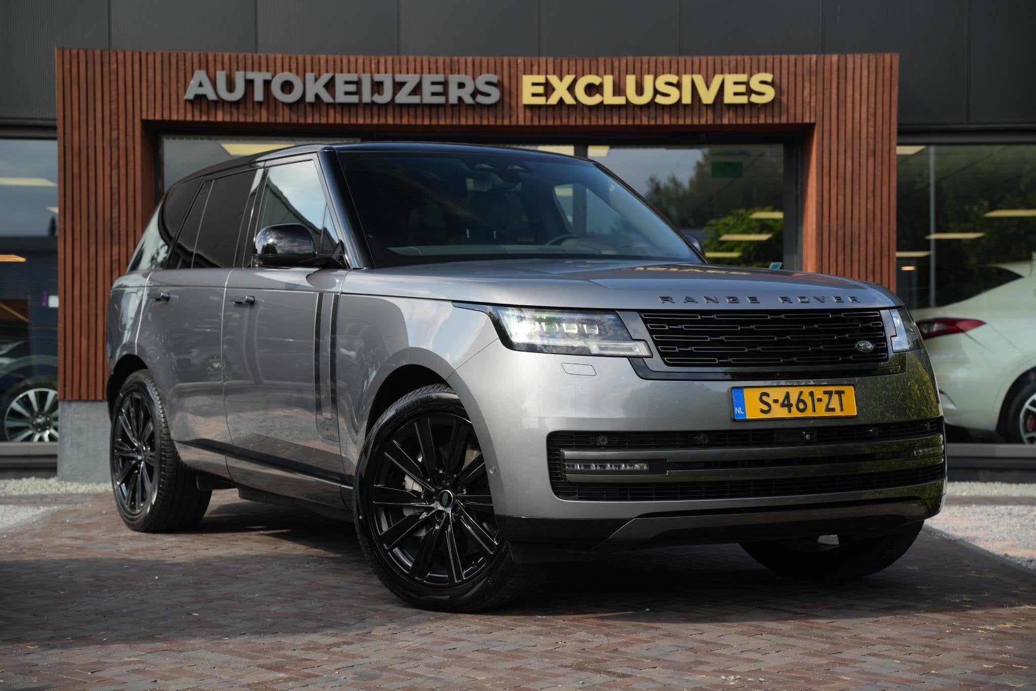 Land Rover Range Rover 3.0 P510e HSE PHEV 510 pk koelbox ele, Automaat, Gebruikt, 510 pk, 2500 kg