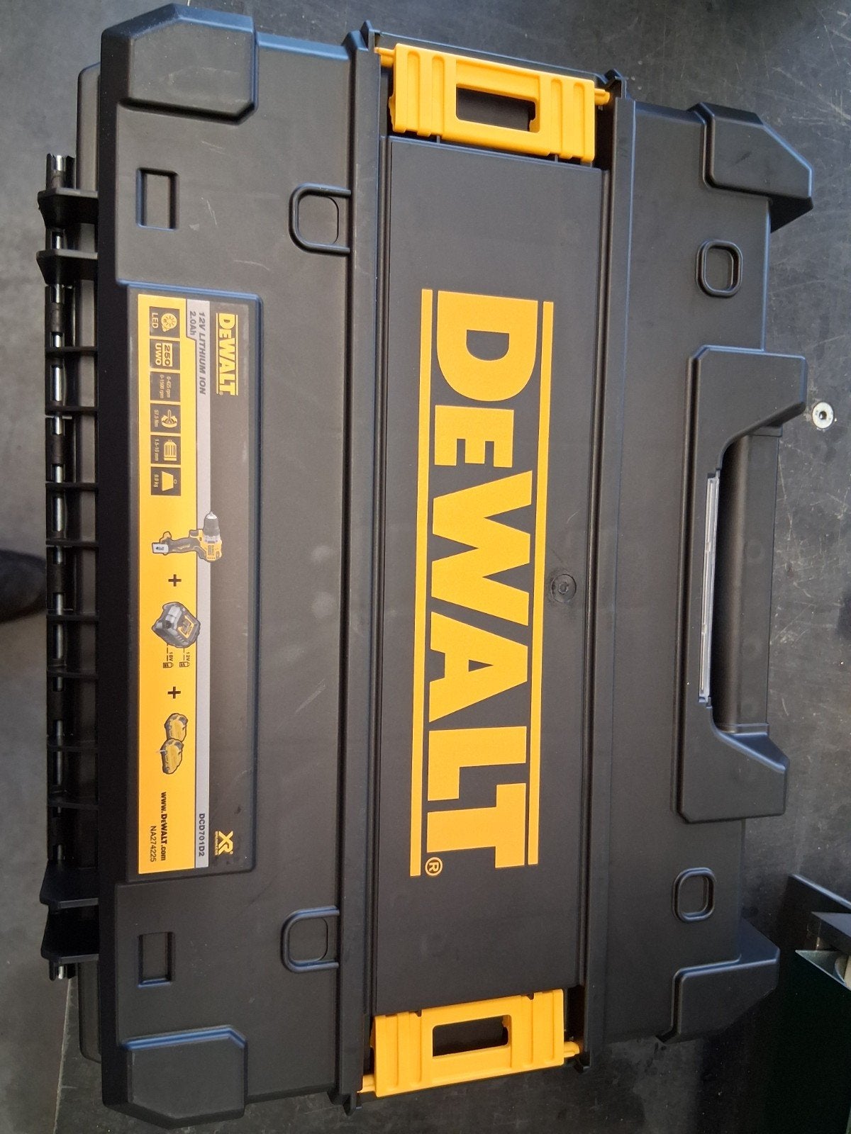 Te koop19xlege dewalt koffers, Ophalen