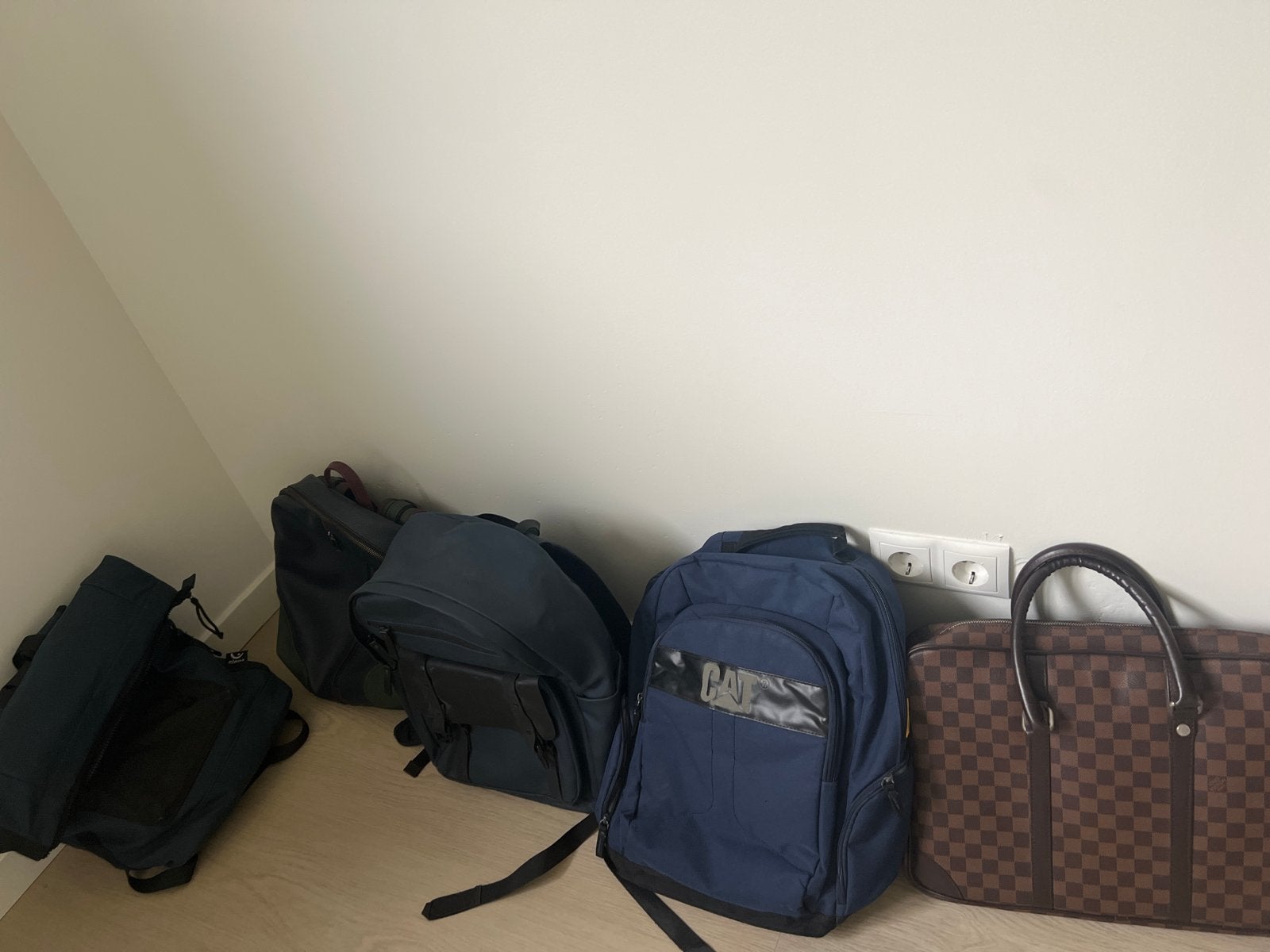 Diverse tassen en rugzakken, 40 cm of meer, Ophalen of Verzenden, Zo goed als nieuw, Overige merken