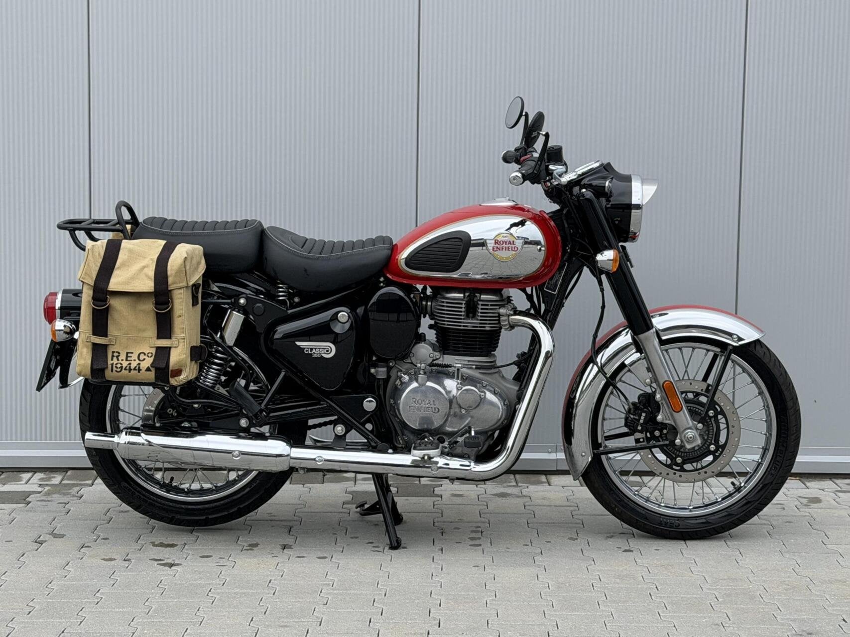 Royal Enfield Classic 350 ABS - 8000 km - spaakwielen, Motoren, Motoren | Royal Enfield, Bedrijf, Toermotor, 12 t/m 35 kW, ABS