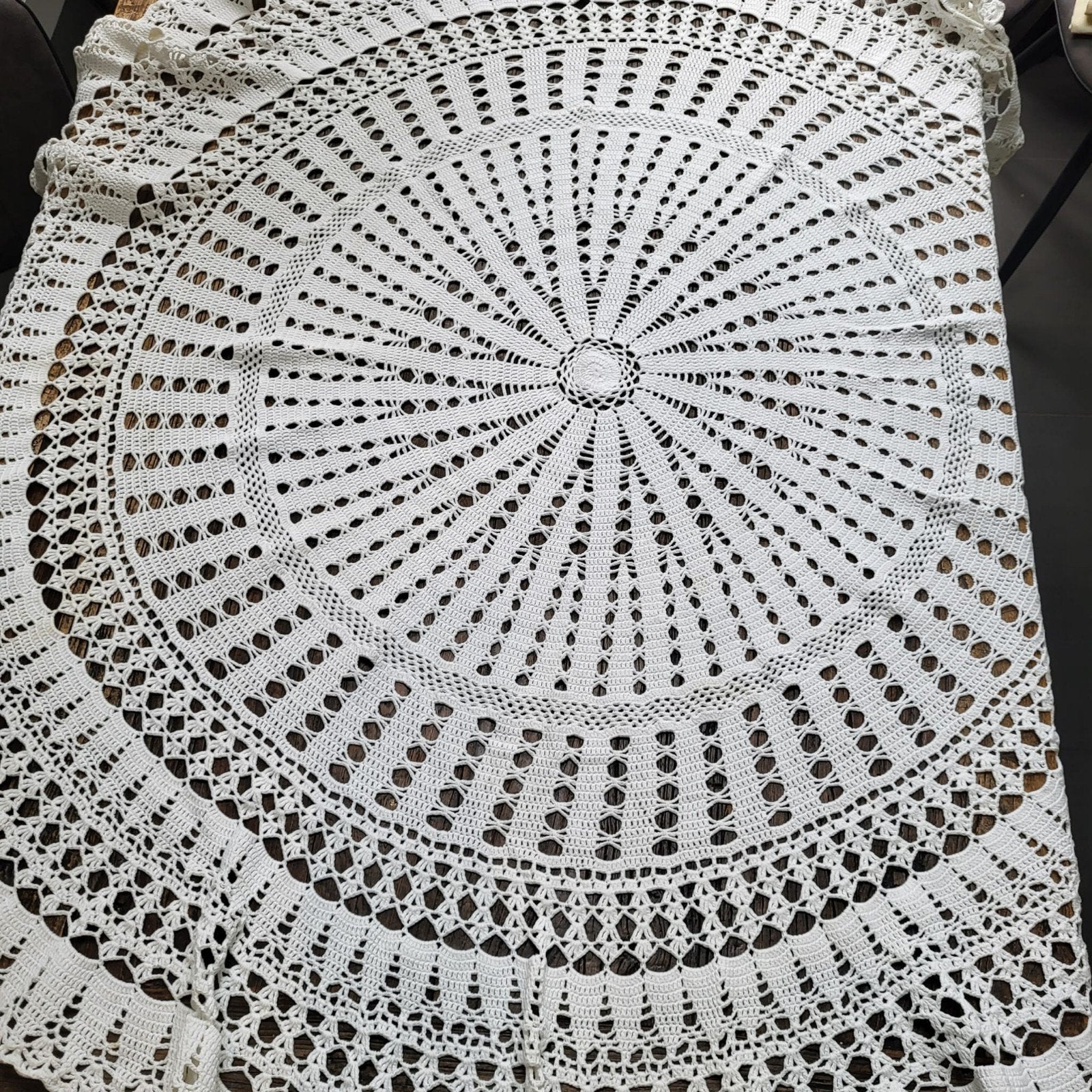Gehaakt rond tafelkleed - Ø155 cm, Huis en Inrichting, Gebruikt, Rond, Ophalen of Verzenden, Wit