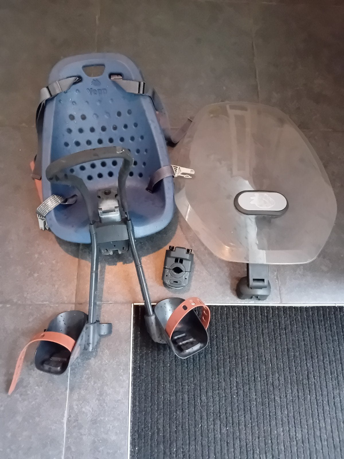 kinder zitje met windscherm, Ophalen of Verzenden