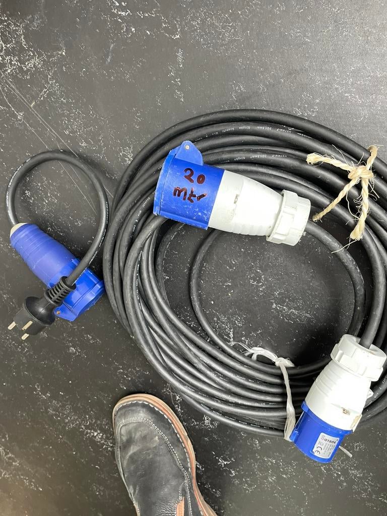 stroom kabel camping 20 mtr, Caravans en Kamperen, Ophalen of Verzenden, Zo goed als nieuw