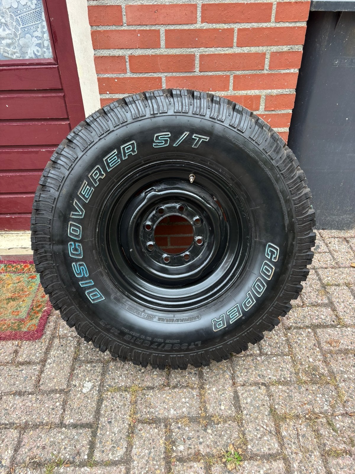 Nieuwe Cooper Discoverer S/T 305/70 R16 op 8-gaats velg, Ophalen of Verzenden, Nieuw