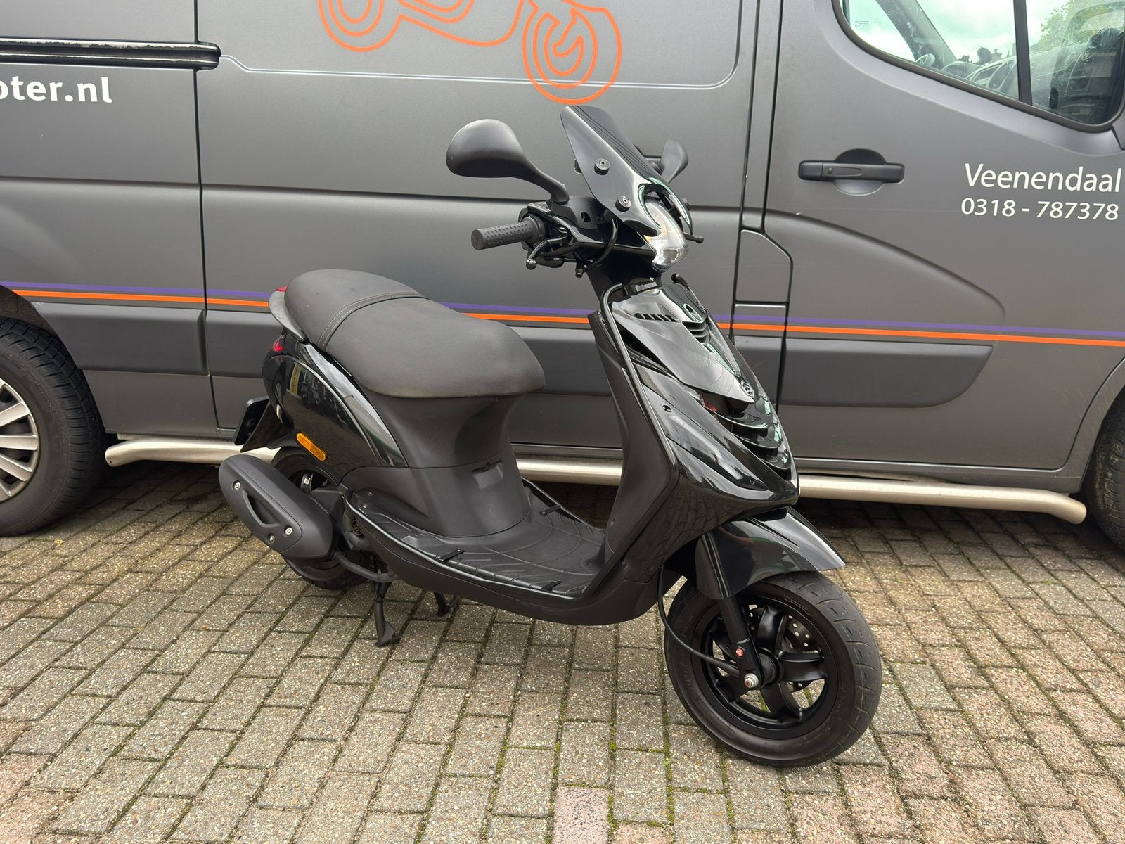 Piaggio Zip E4 80cc malossi- 45km| Zwart| Brom|Full option, Fietsen en Brommers, Ophalen, Gebruikt, Maximaal 45 km/u, Zip