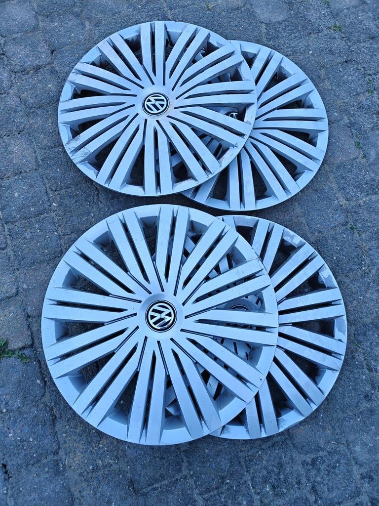 Wieldoppen en velgen VW Polo / caddy  - Set van 4, Auto diversen, Ophalen of Verzenden, Gebruikt