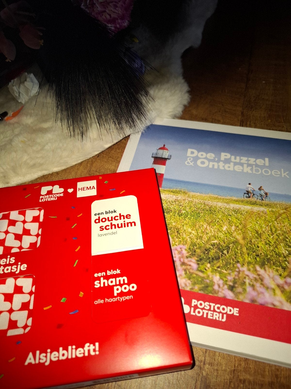Postcodeloterij vakantiesetje + Doe, Puzzel & Ontdekboek, Ophalen of Verzenden, Nieuw, Bad & Douche