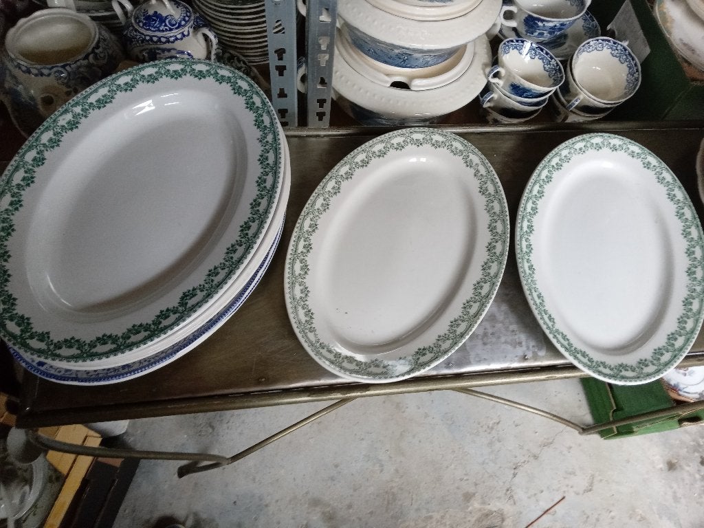 2 de set van 9 ovalen serveerschalen boch of boch keralux, Ophalen of Verzenden