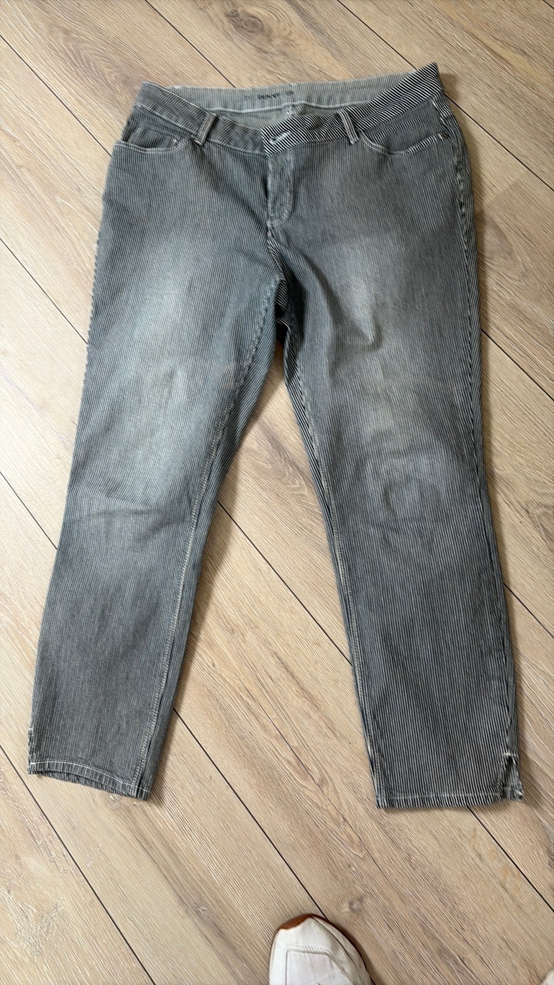 Skinny broek 42 xl streep blauw wit izgst stretch, splitjes, Blauw, Maat 42/44 (L), Ophalen of Verzenden, Zo goed als nieuw