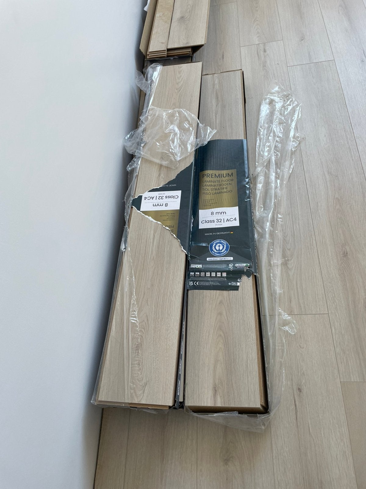 9m2 kliklaminaat 8mm, Ophalen, 50 tot 150 cm, 5 tot 10 m², Zo goed als nieuw