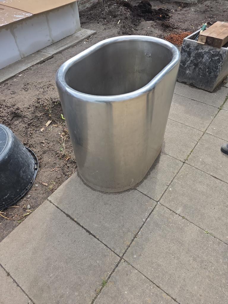 Dubbelwandig RVS bloembak., Tuin en Terras, Bloembakken en Plantenbakken, Ophalen, Metaal