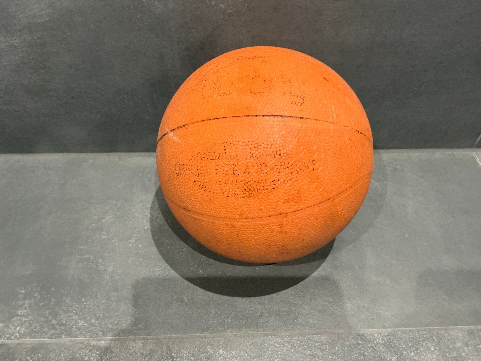 Oranje basketbal, Sport en Fitness, Basketbal, Ophalen, Gebruikt, Bal