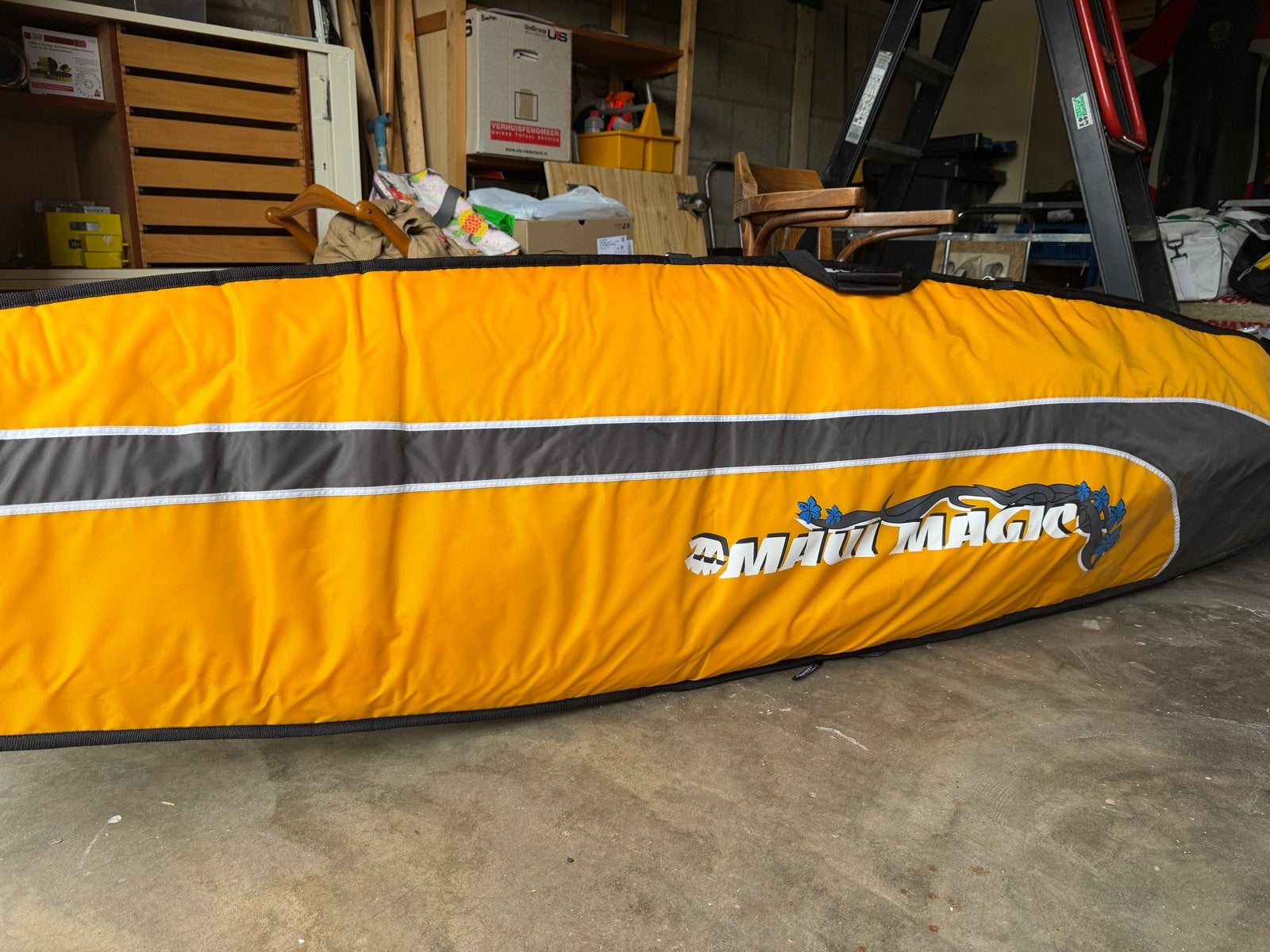 Maui Magic windsurfplank hoes - Geel/Grijs, Watersport en Boten, Ophalen of Verzenden, Zo goed als nieuw, Overige merken, Overige typen