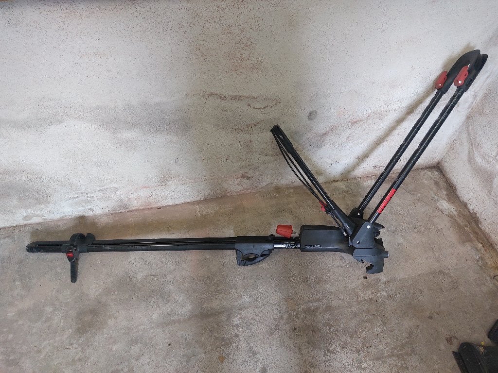 Fietsendrager dakmontage met slot voor 29er MTB en racefiets, Auto diversen, Fietsendragers, Ophalen, Brede banden, Zo goed als nieuw
