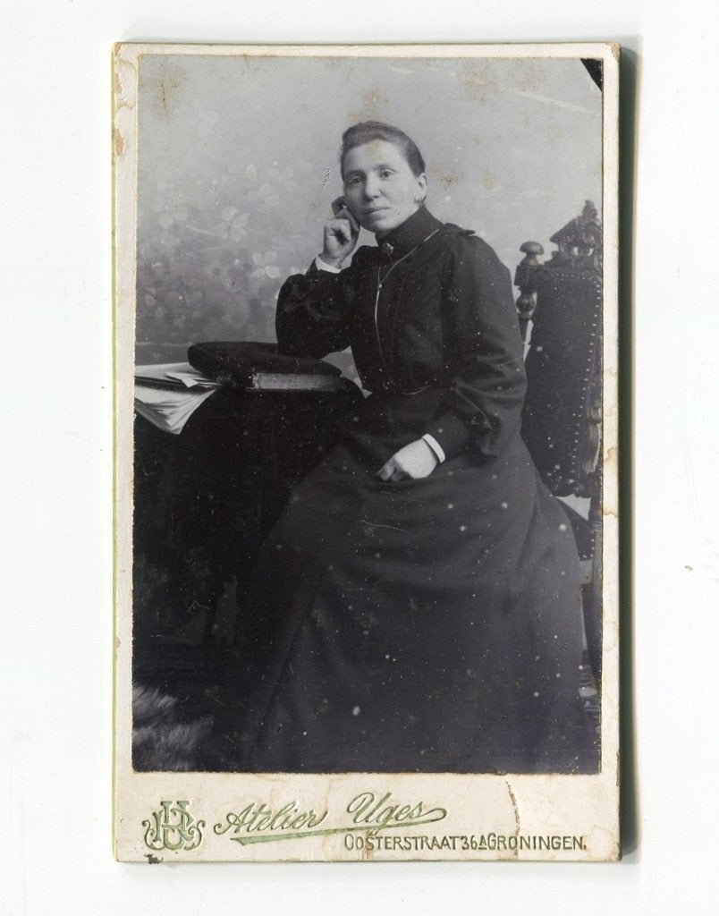 Carte de Visite. Ateliers Uges, Groningen., Foto, Ophalen of Verzenden, Zo goed als nieuw, Voor 1940