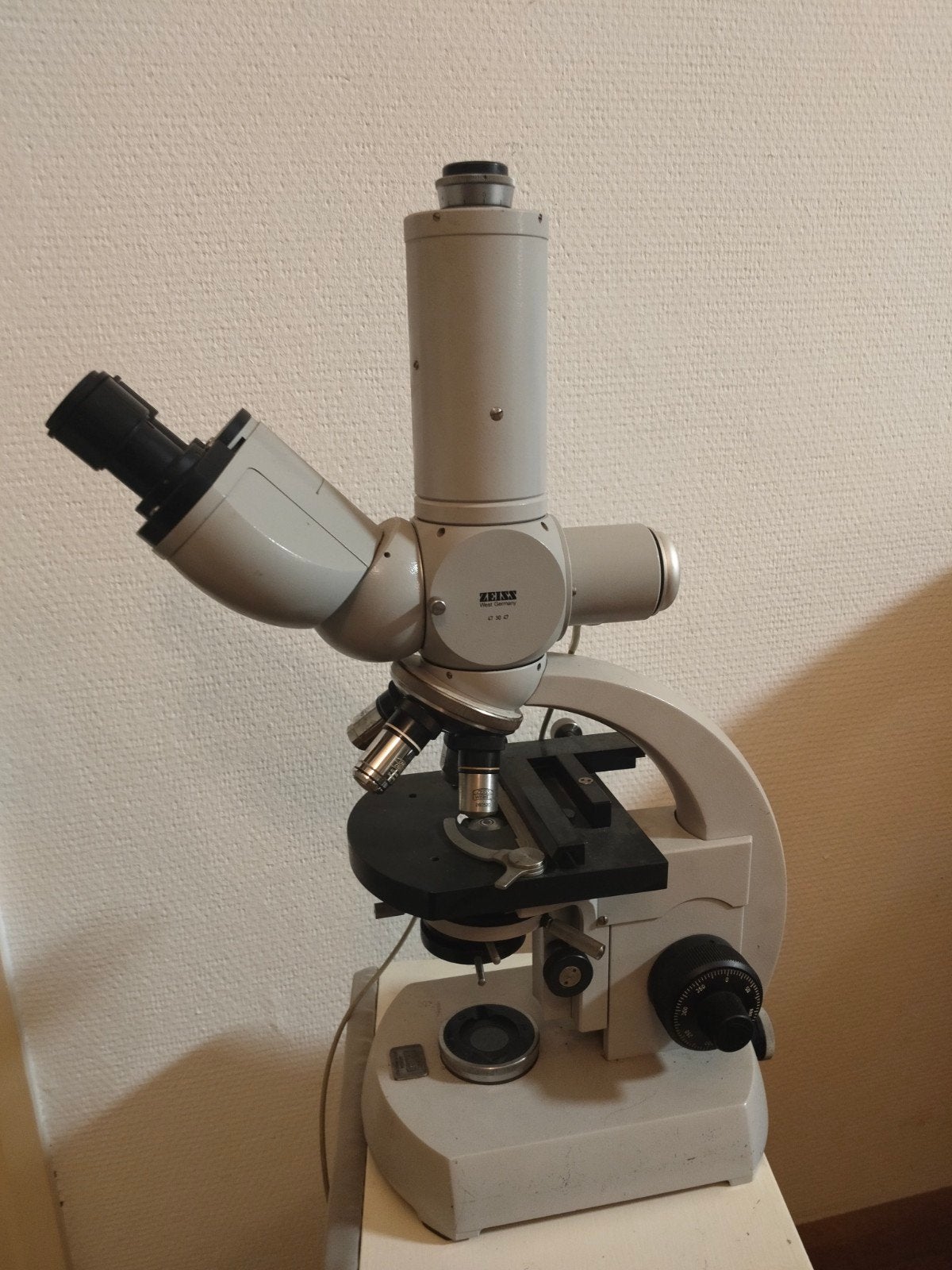 Zeiss Standard RA Binoculair met discussieblok & fotoadapter, Ophalen of Verzenden, Gebruikt, 400x tot 1000x, Biologische microscoop