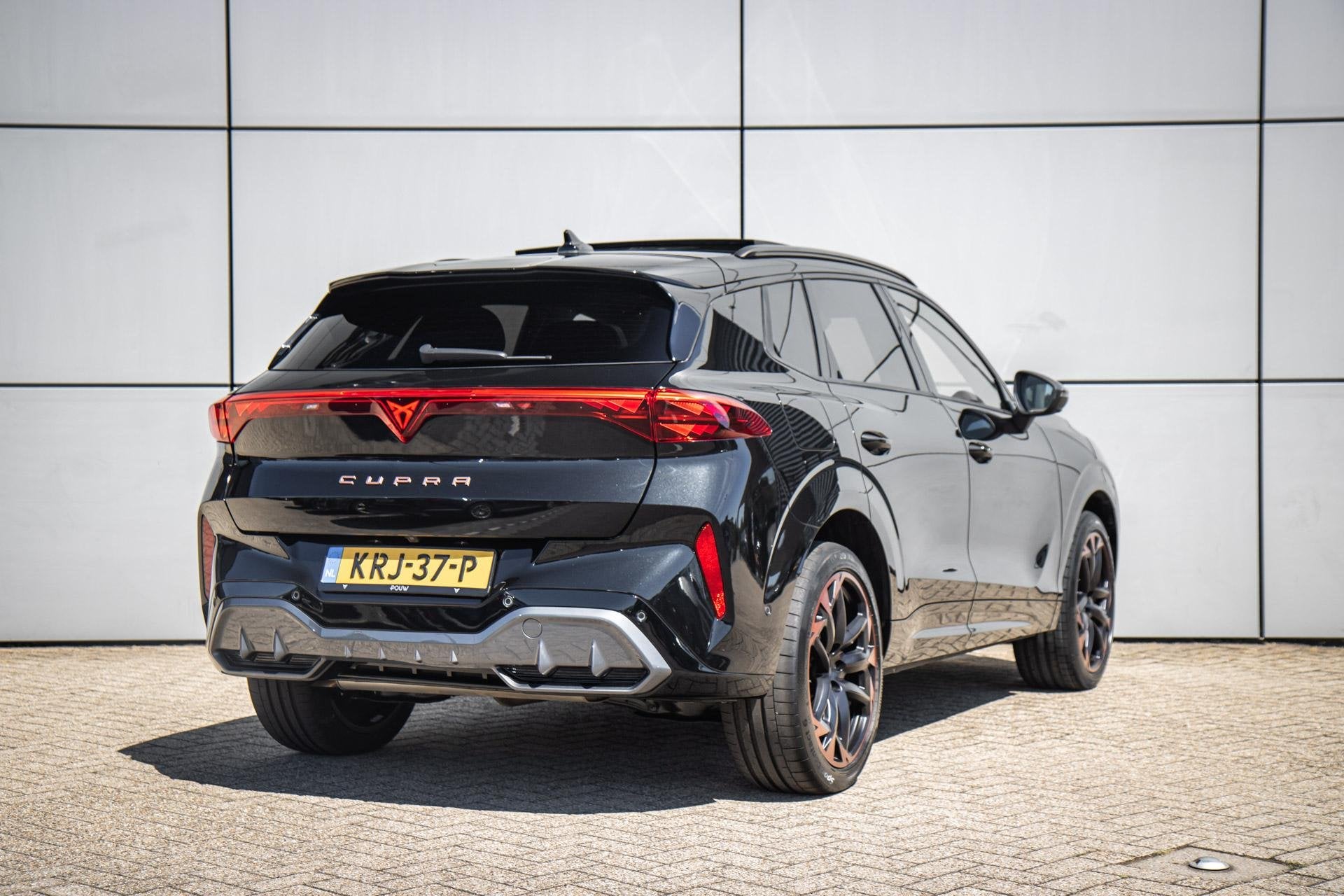 CUPRA Terramar 1.5 TSI 272pk e-Hybrid VZ Performance | SoH 1, Auto's, 12 maanden, 4 cilinders, 150 min, Alcantara